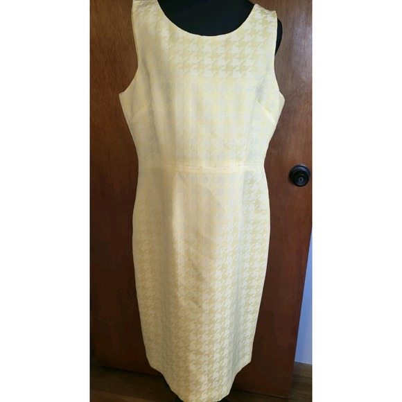 Kasper Dresses & Skirts - Kasper Yellow Sheath Houndstooth Dress 10 Mod Preppy Academia Career Pencil
